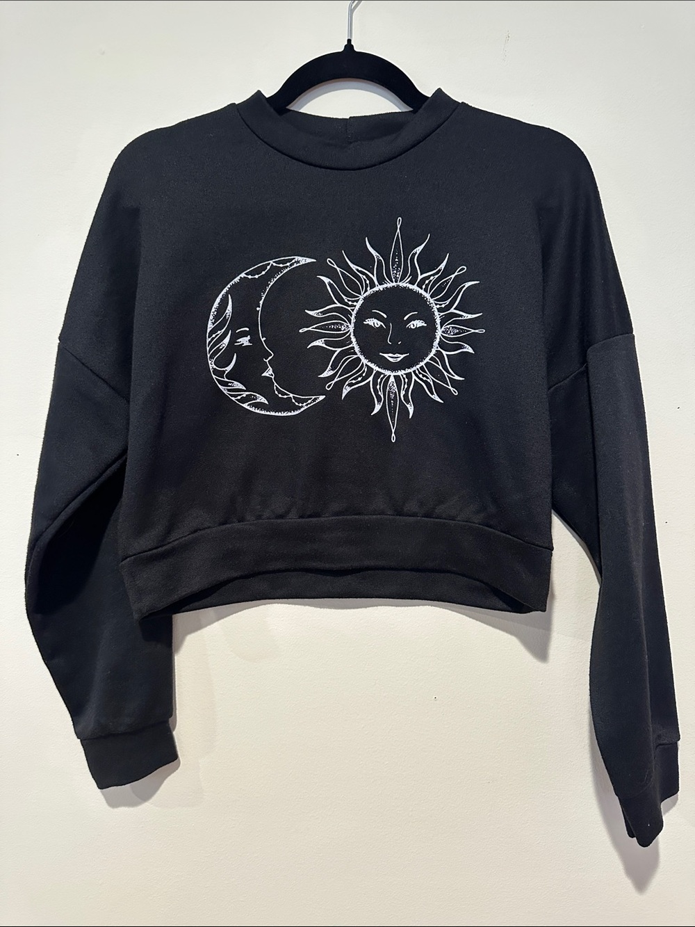 Boohoo Black Cropped Sun & Moon Graphic Sweatshirt